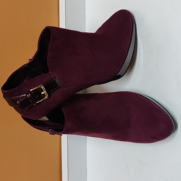 Ladies Beautiful Burgundy Suede Ankle Boots by East 5th - Picture 10 of 10